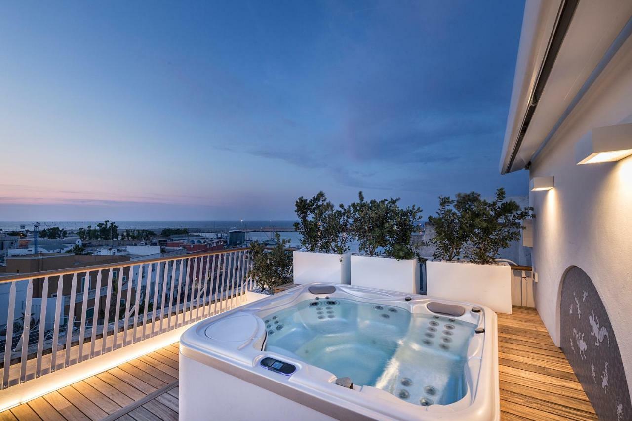 Attico Sul Porto Antico Apartment โมโนโปลี ภายนอก รูปภาพ