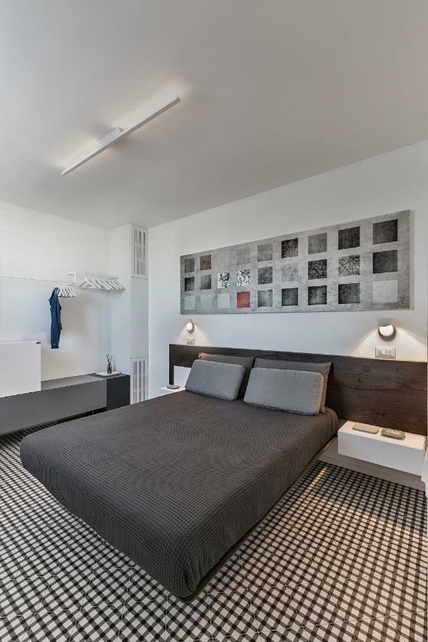 Attico Sul Porto Antico Apartment โมโนโปลี ภายนอก รูปภาพ